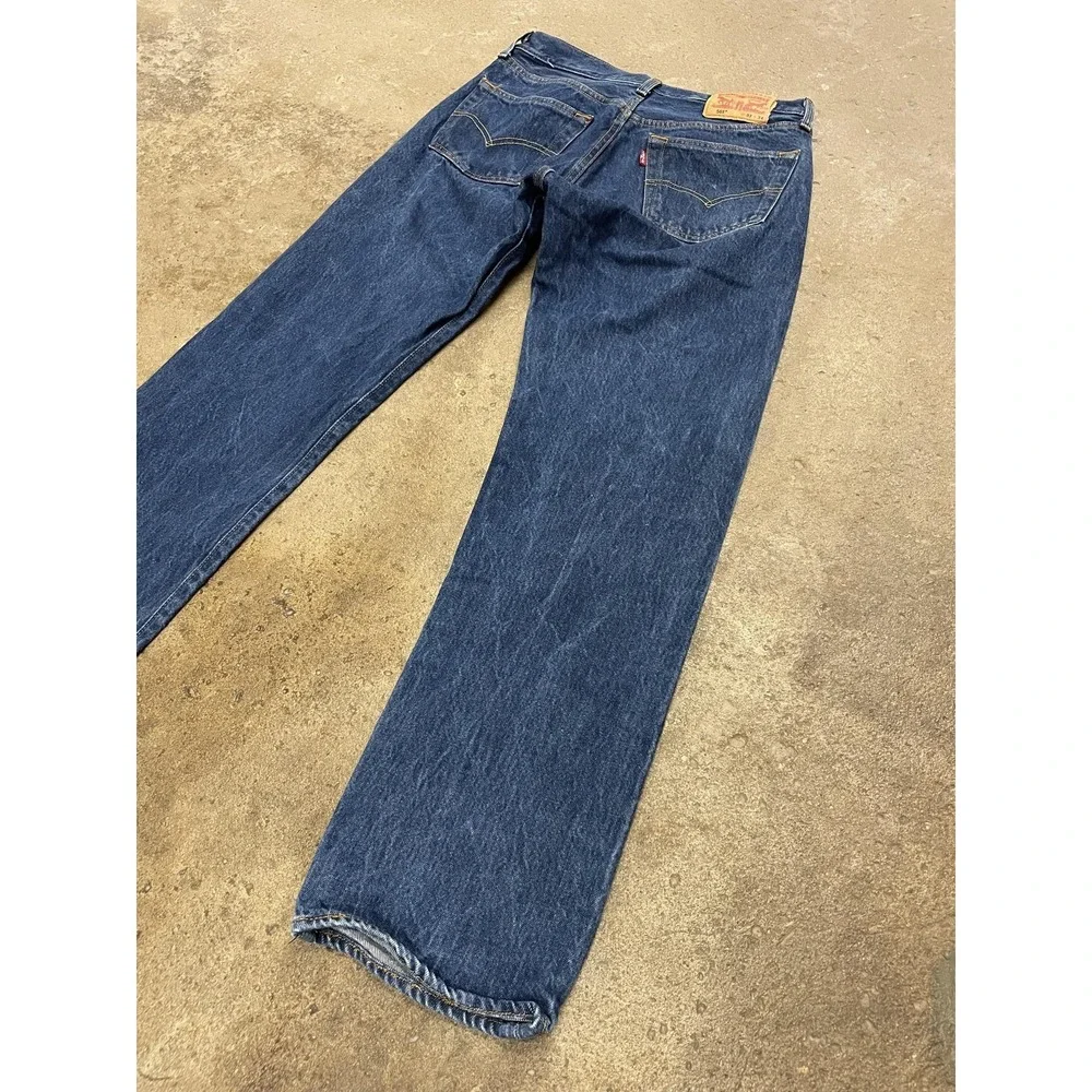 Levis 501 Jeans Mens 33x34‎ Medium Wash Blue Straight Leg Button Fly Waterless